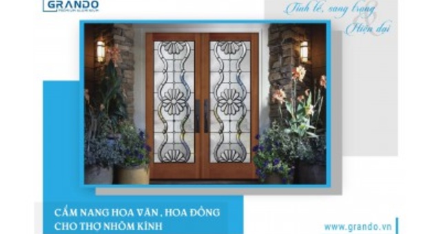 Hoa Van and bronze glass door for glass steel