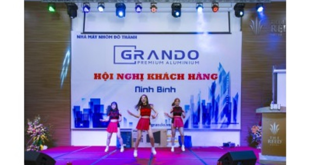 Customer conference in Ninh Binh area left many impressions