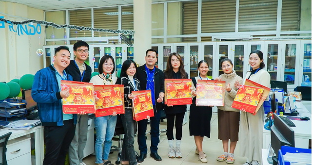 Grando gửi tặng đến toàn thể CBCNV món quà nhỏ nhưng đầy ý nghĩa: Lịch Tết 2025