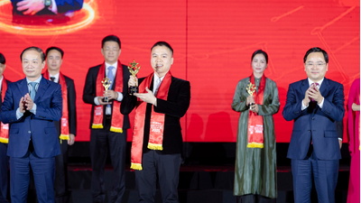 TGD Nguyễn Thái Sơn ghi danh top 30 doanh nhân trẻ Việt Nam tiêu biểu - Giải thưởng Sao Đỏ 2025