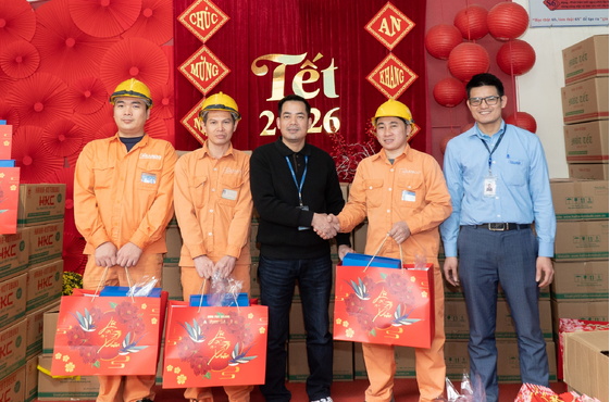 Grando trao quà tri ân CBCNV nhân dịp Tết Nguyên đán – Gắn kết để phát triển bền vững